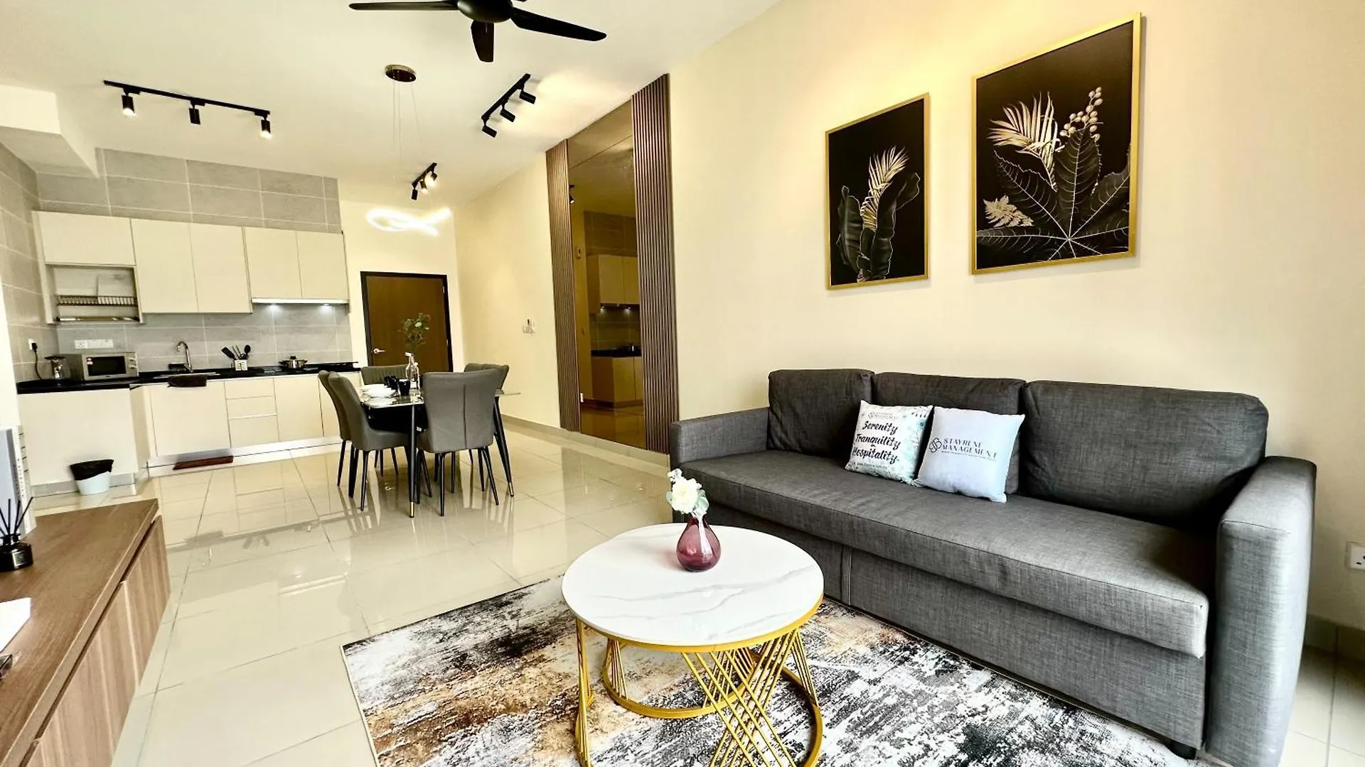 Twin Tower Residence Johor Bahru By Stayrene 0*,