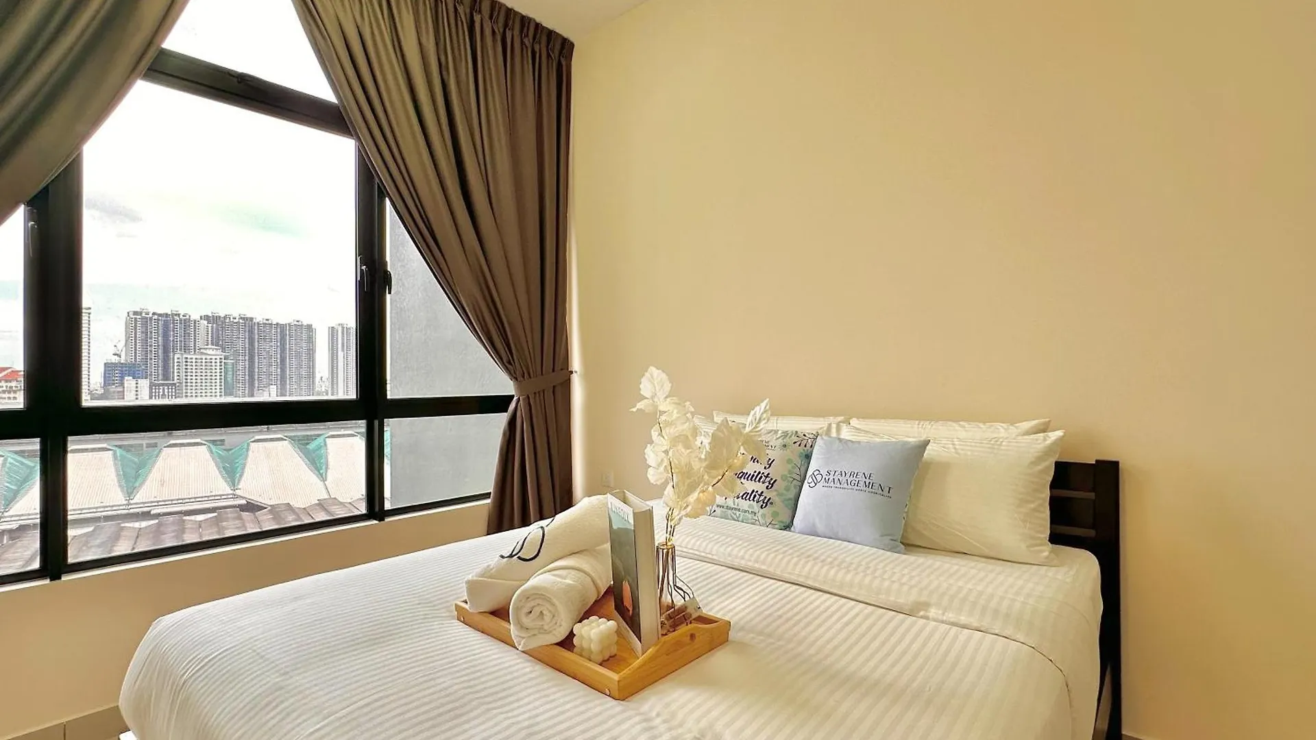 Twin Tower Residence Johor Bahru By Stayrene شقة